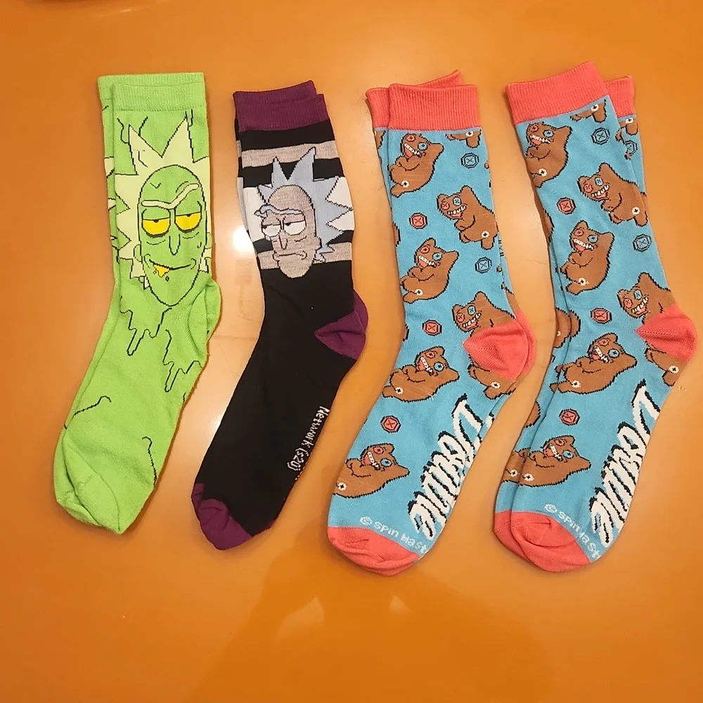 4 pair socks - Picture 1 of 1